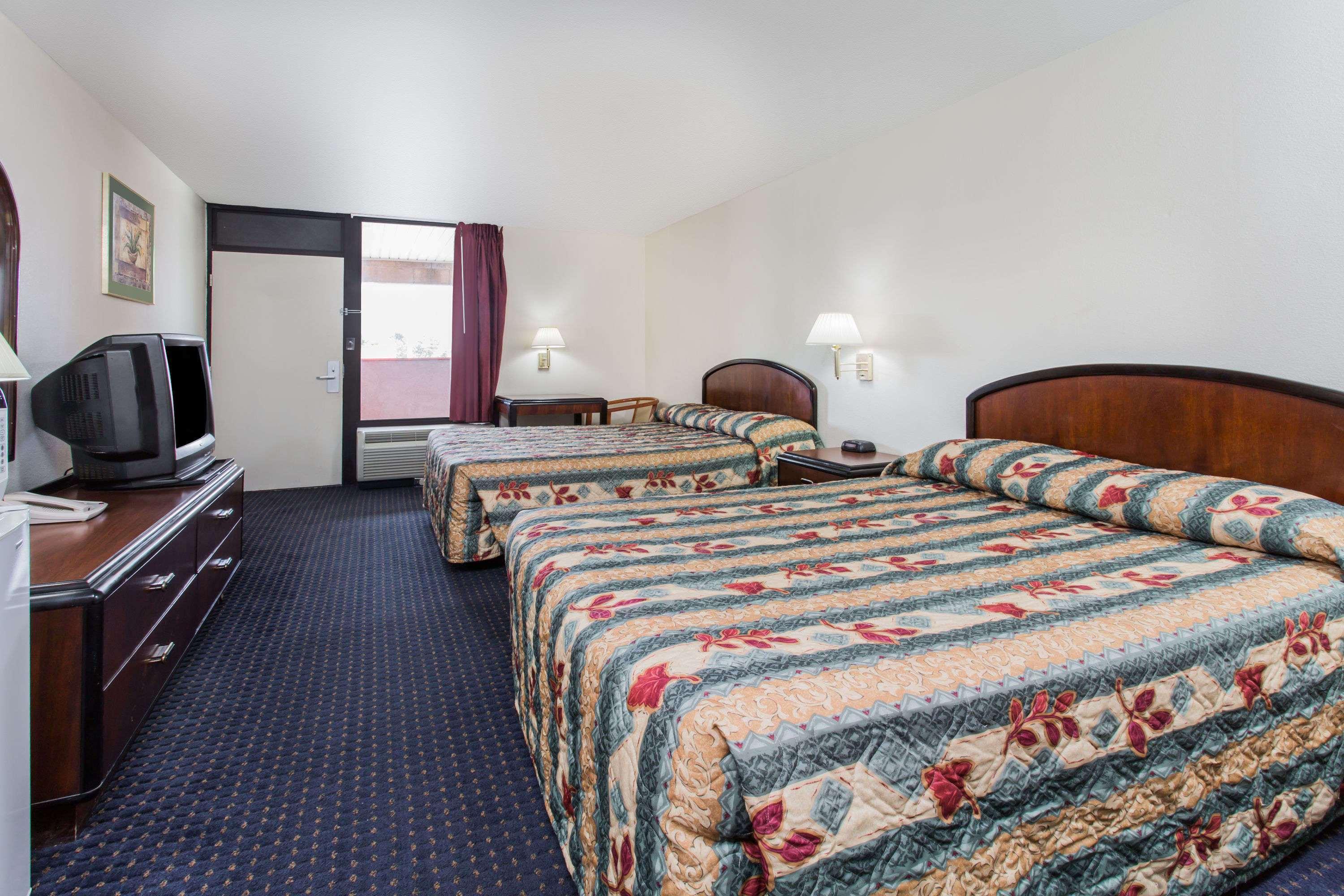 Knights Inn Virginia Beach Lynnhaven Экстерьер фото