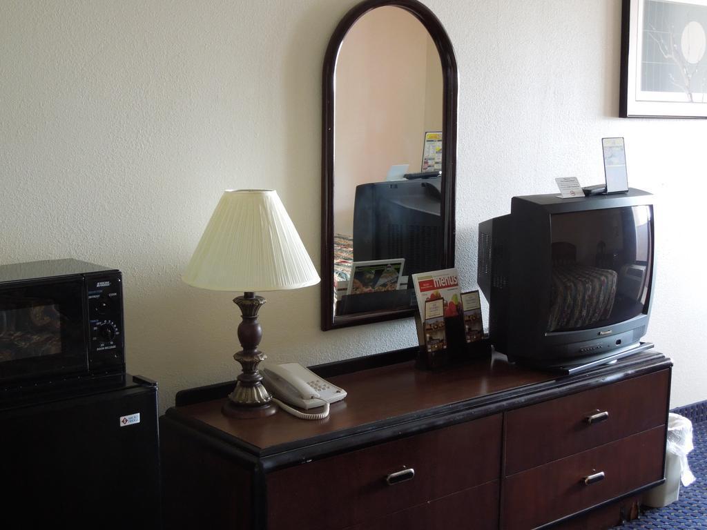Knights Inn Virginia Beach Lynnhaven Экстерьер фото