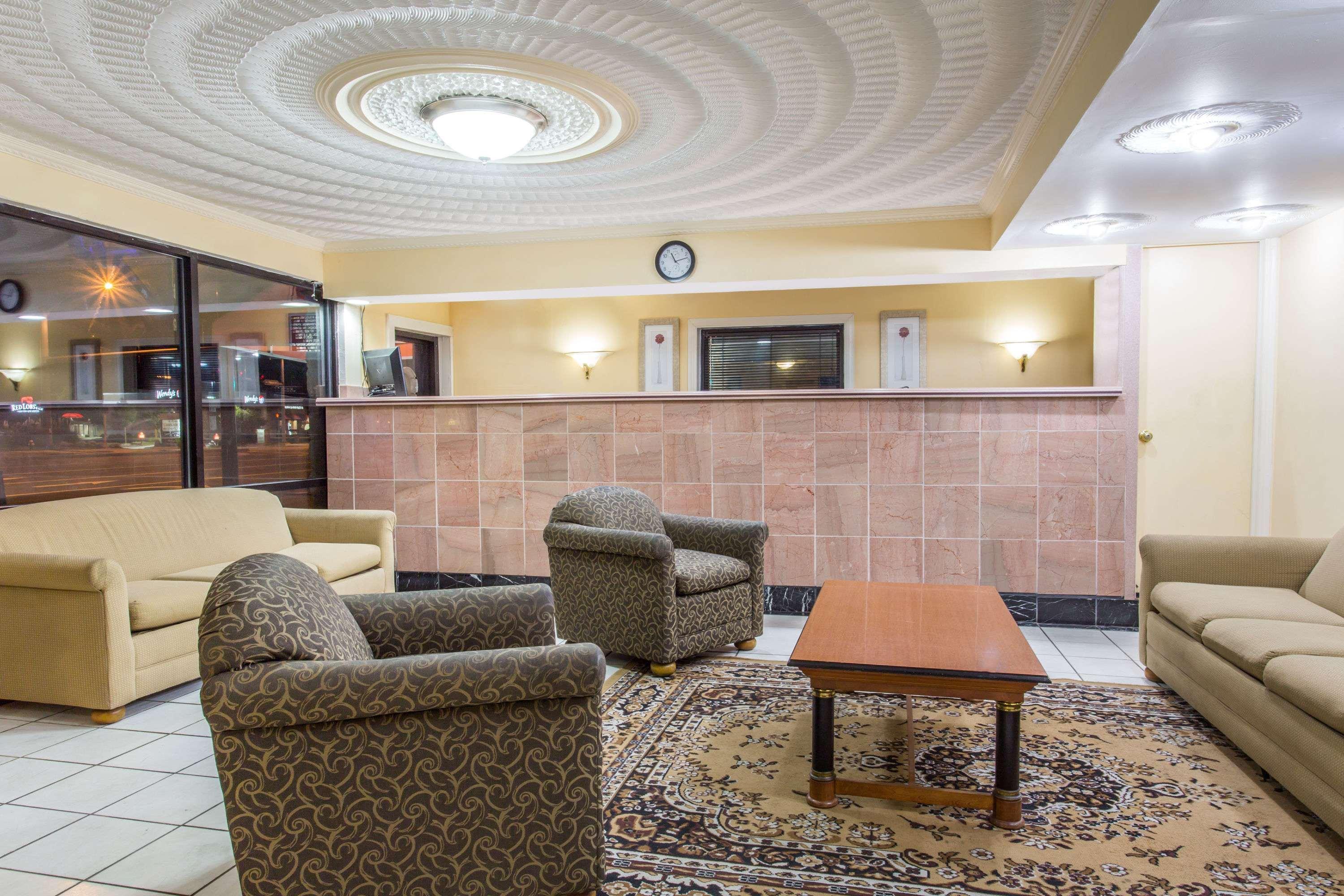 Knights Inn Virginia Beach Lynnhaven Экстерьер фото